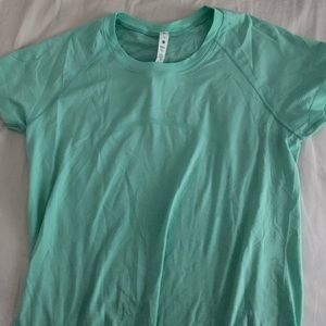 Lululemon Wild Mint Swiftly Tech Short Sleeve 2.0 Size 10